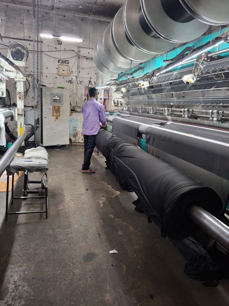 Inspecting dark compression fabric
